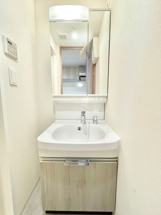 物件内観写真13　(洗面)