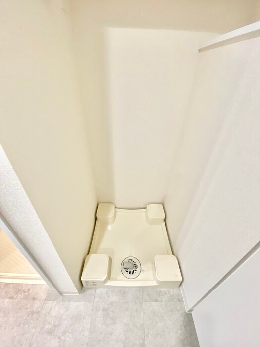 物件内観写真14　(洗濯機置場)