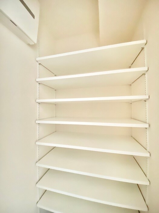 物件内観写真17　(靴箱)