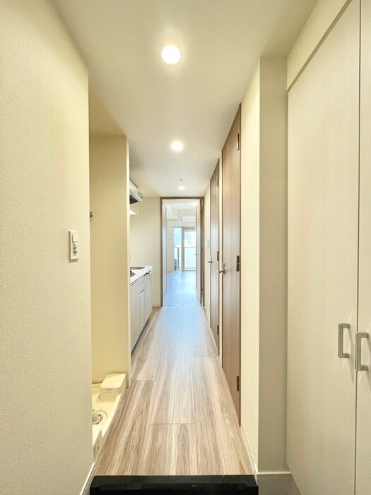 物件内観写真18　(廊下)