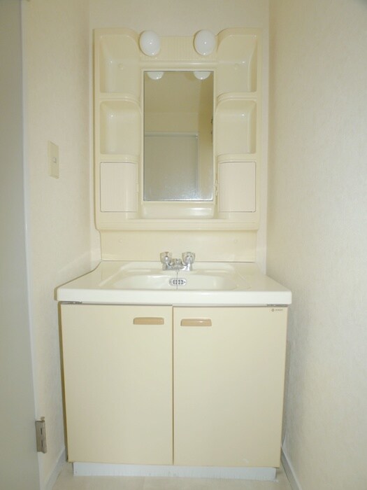 物件内観写真14　(洗面)