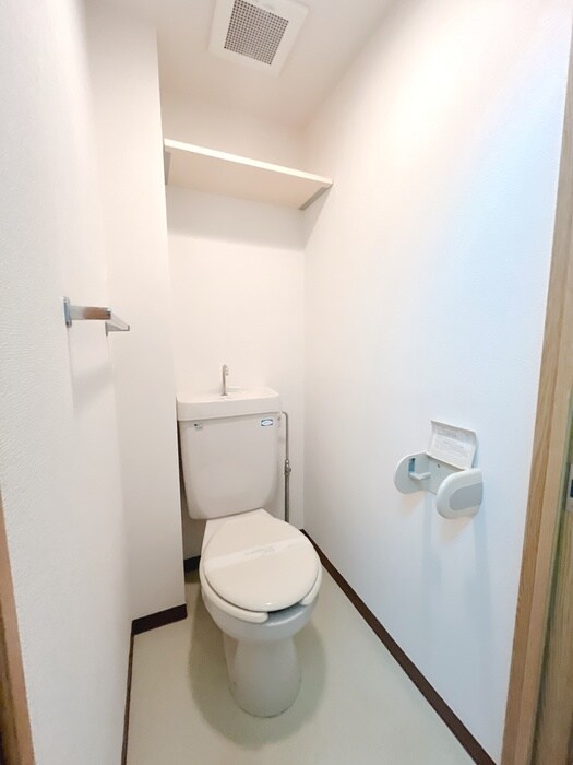 物件内観写真11　(トイレ)