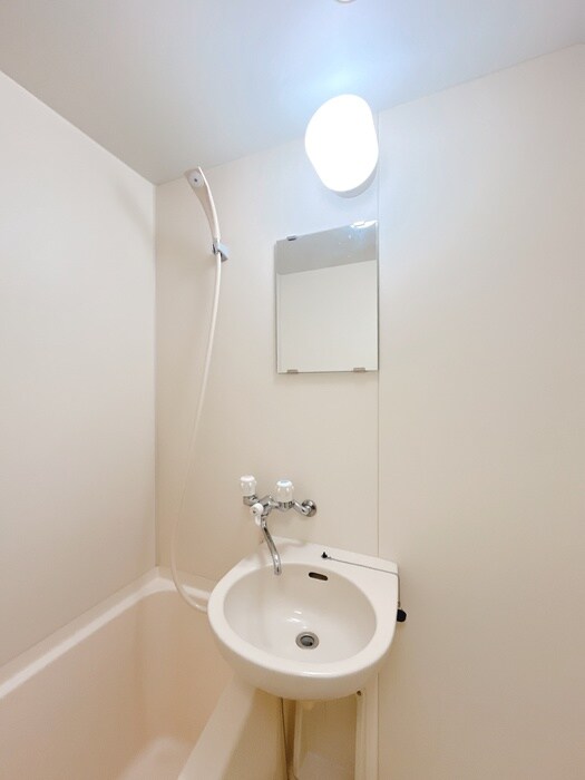 物件内観写真12　(洗面)