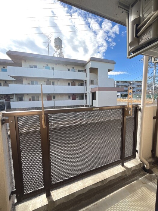 物件内観写真14　(室内からの展望)