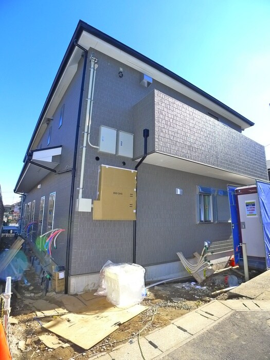 物件外観写真4　(エントランス部分)