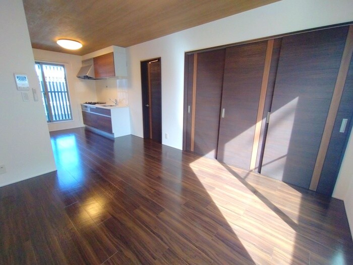 物件内観写真8　(居室)