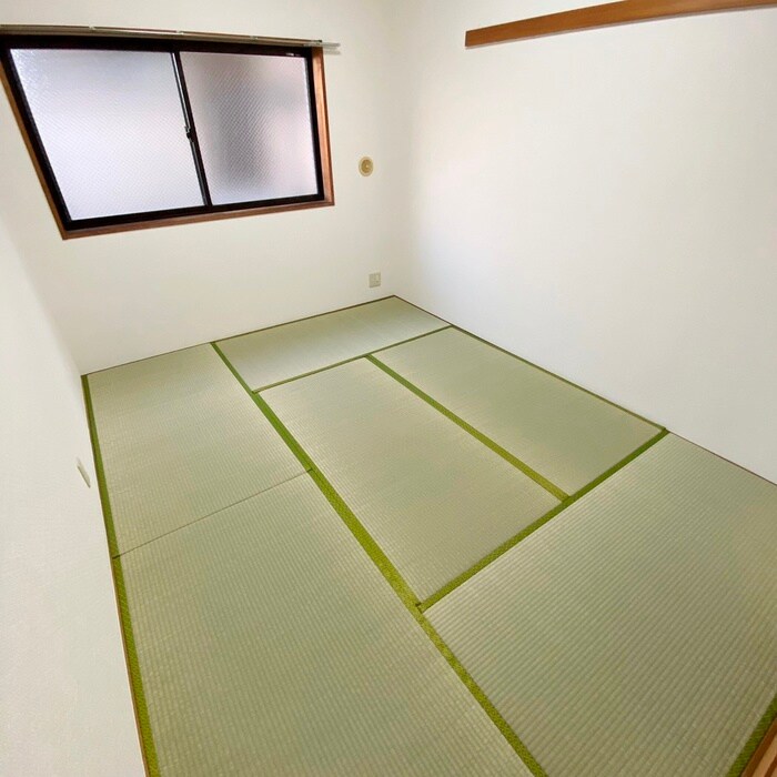 物件内観写真8　(居室)