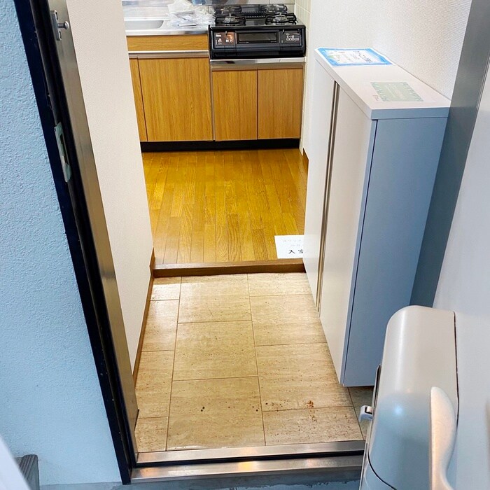 物件内観写真15　(玄関)