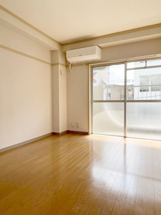 物件内観写真5　(居室)