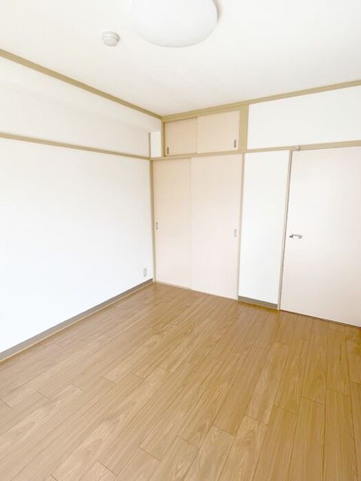 物件内観写真8　(収納)