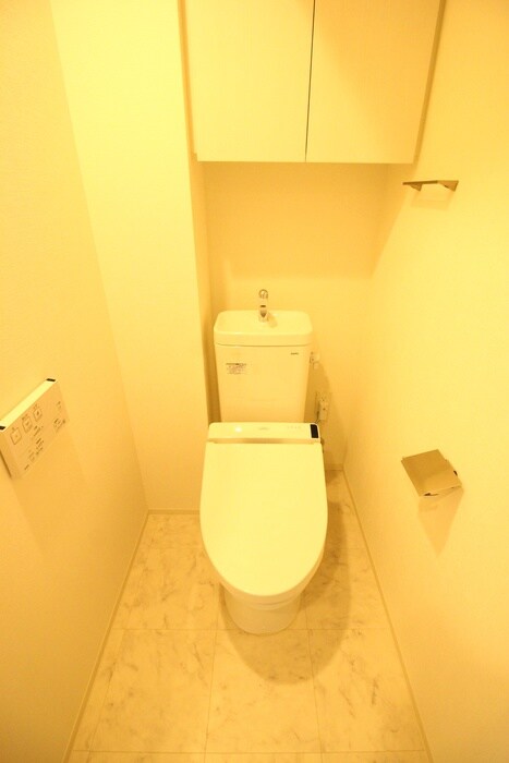 物件内観写真14　(トイレ)