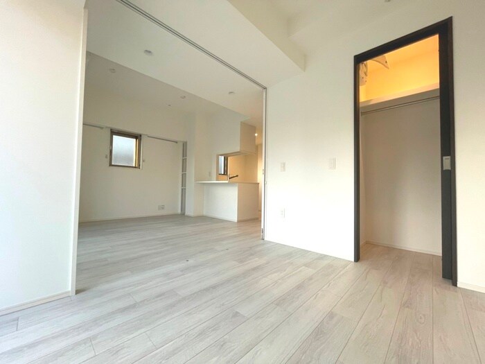 物件内観写真17　(居室)