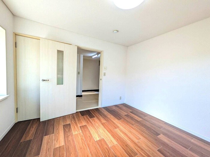 物件内観写真9　(居室)