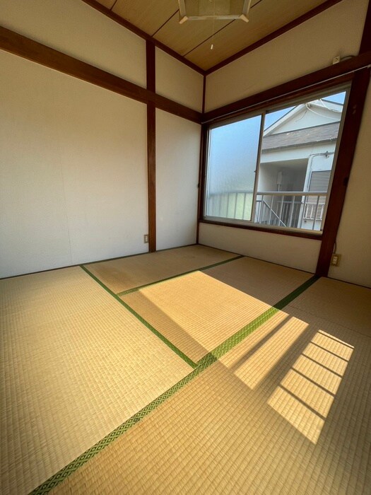 物件内観写真8　(居室)