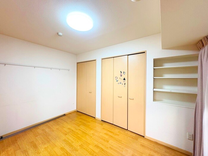 物件内観写真8　(居室)