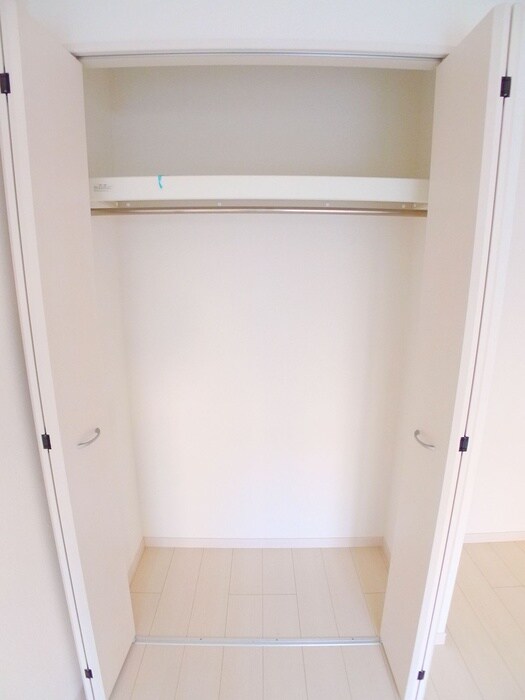 物件内観写真10　(収納)