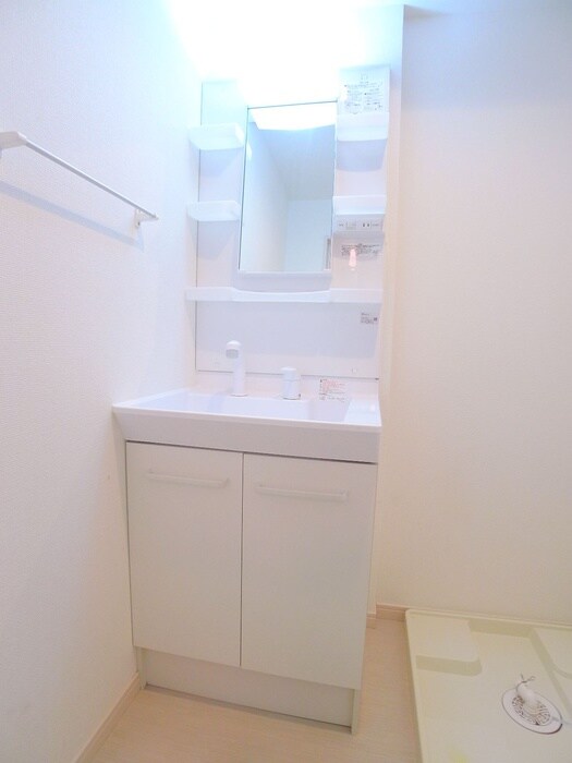 物件内観写真12　(洗面)