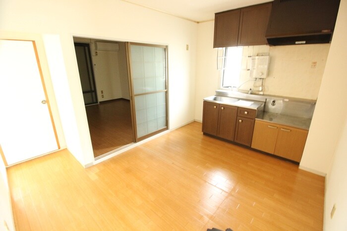 物件内観写真9　(居室)