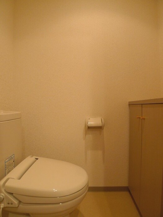 物件内観写真16　(トイレ)