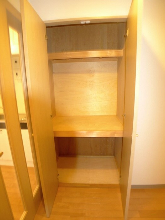 物件内観写真17　(収納)