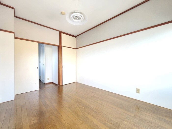 物件内観写真7　(居室)