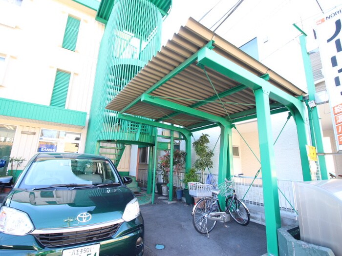 物件外観写真4　(駐輪場)