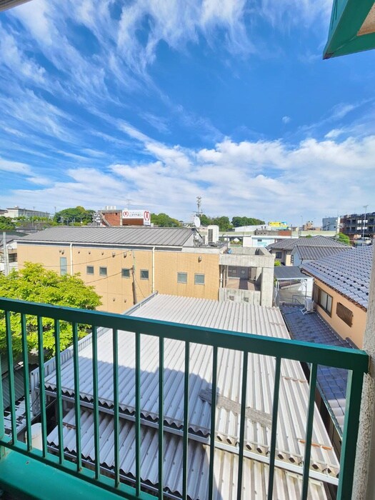 物件内観写真12　(室内からの展望)