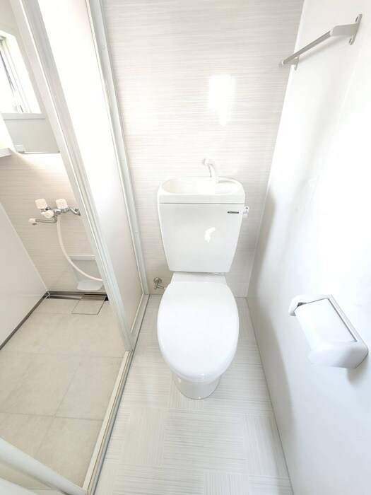 物件内観写真14　(トイレ)