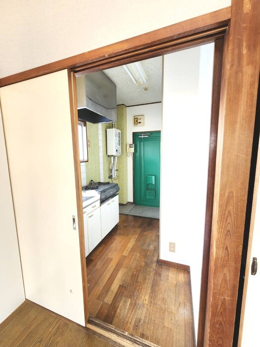 物件内観写真17　(廊下)