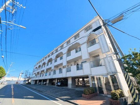 ハイツ久米川外観写真