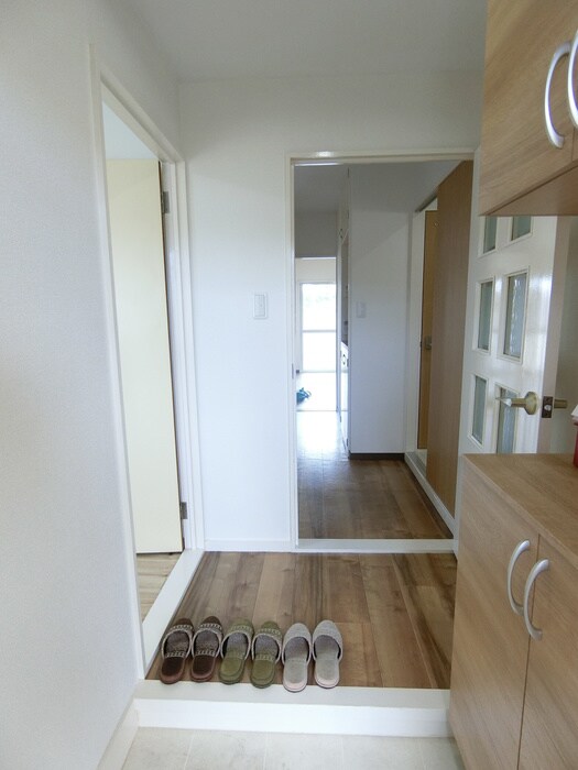 物件内観写真19　(廊下)