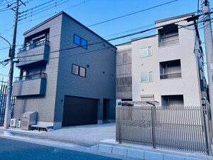 ELegante Sreno外観写真