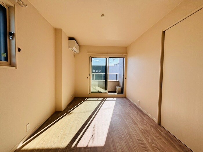 物件内観写真7　(居室)