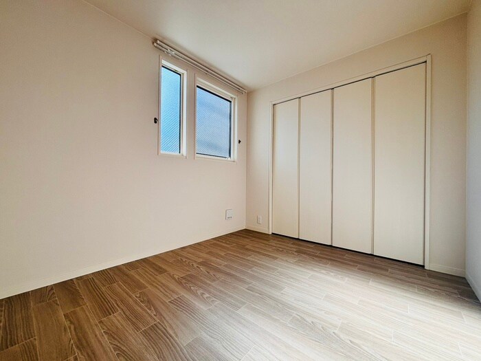 物件内観写真10　(居室)