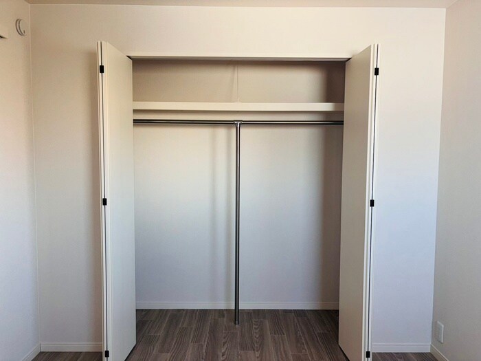 物件内観写真15　(収納)