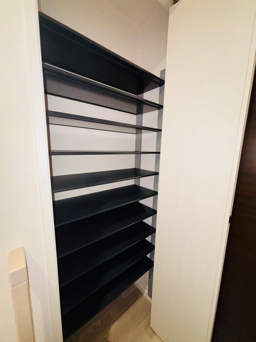 物件内観写真17　(靴箱)