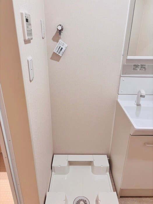 物件内観写真20　(洗濯機置場)