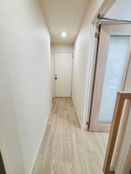 物件内観写真21　(廊下)