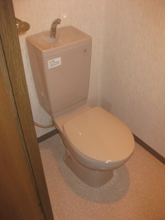 物件内観写真14　(トイレ)