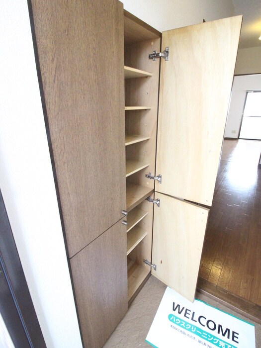 物件内観写真20　(靴箱)