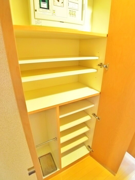 物件内観写真9　(靴箱)