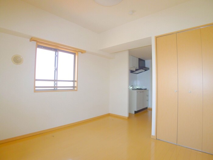 物件内観写真10　(居室)