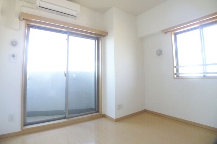 物件内観写真11　(居室)