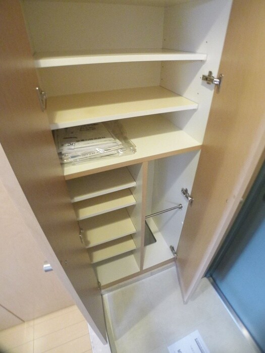 物件内観写真19　(靴箱)