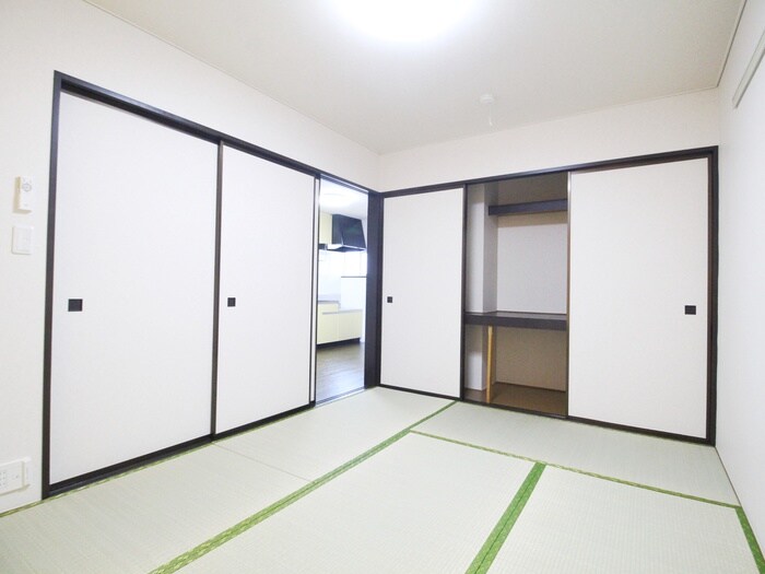 物件内観写真9　(居室)