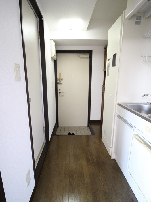 物件内観写真15　(廊下)