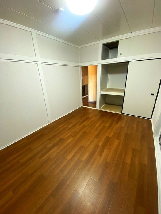 物件内観写真4　(収納)