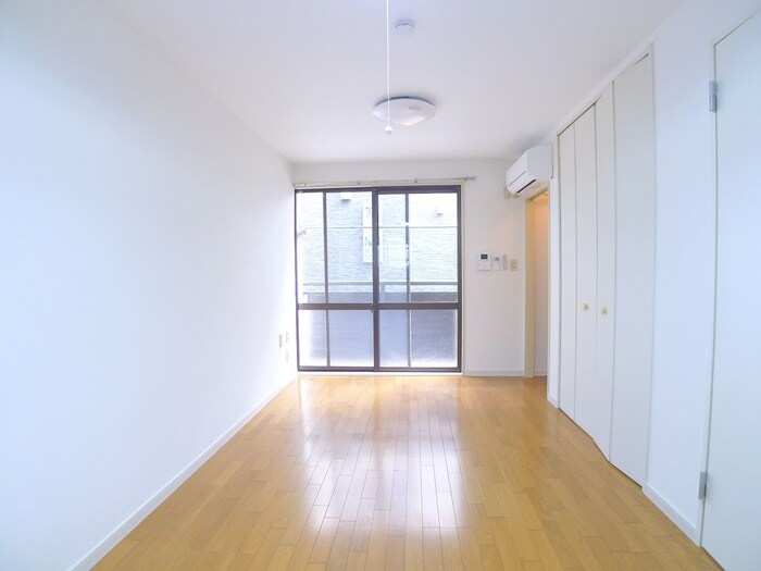 物件内観写真10　(ベランダ・バルコニー)