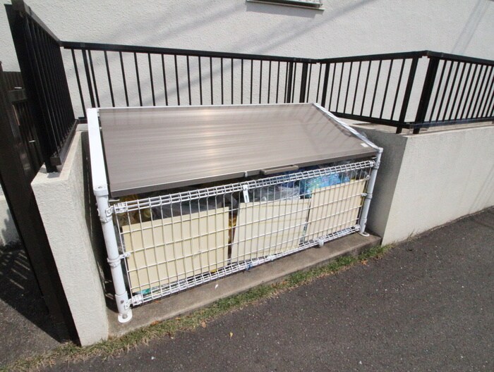 物件外観写真3　(建物設備)