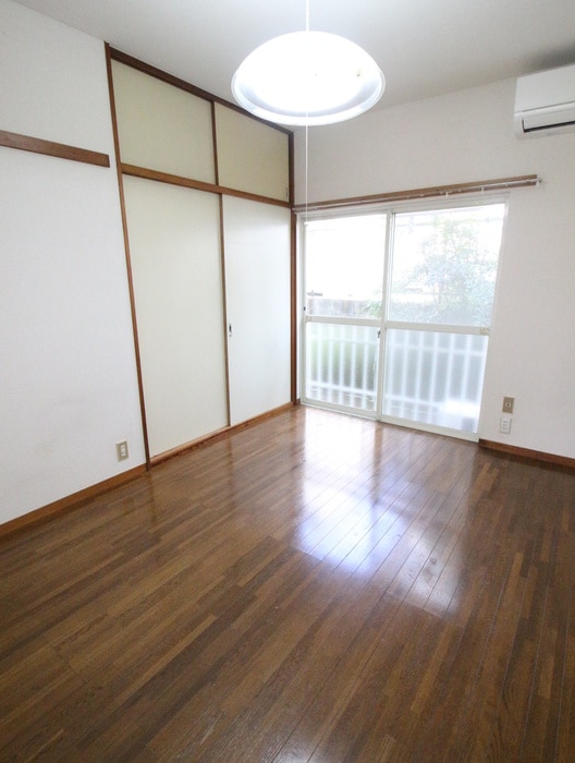 物件内観写真12　(居室)